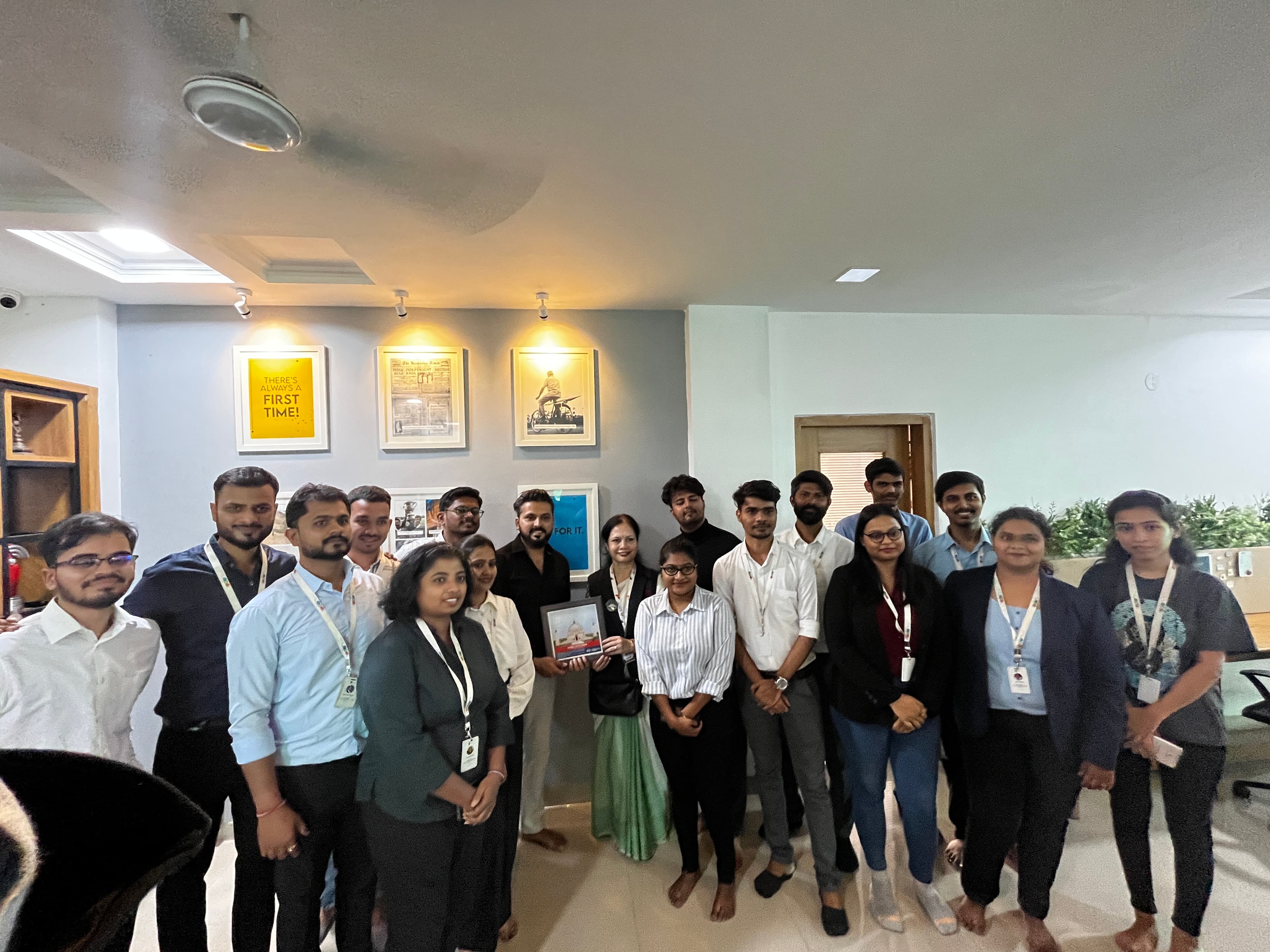 Felicitation and memento presentation by student cohort and faculty